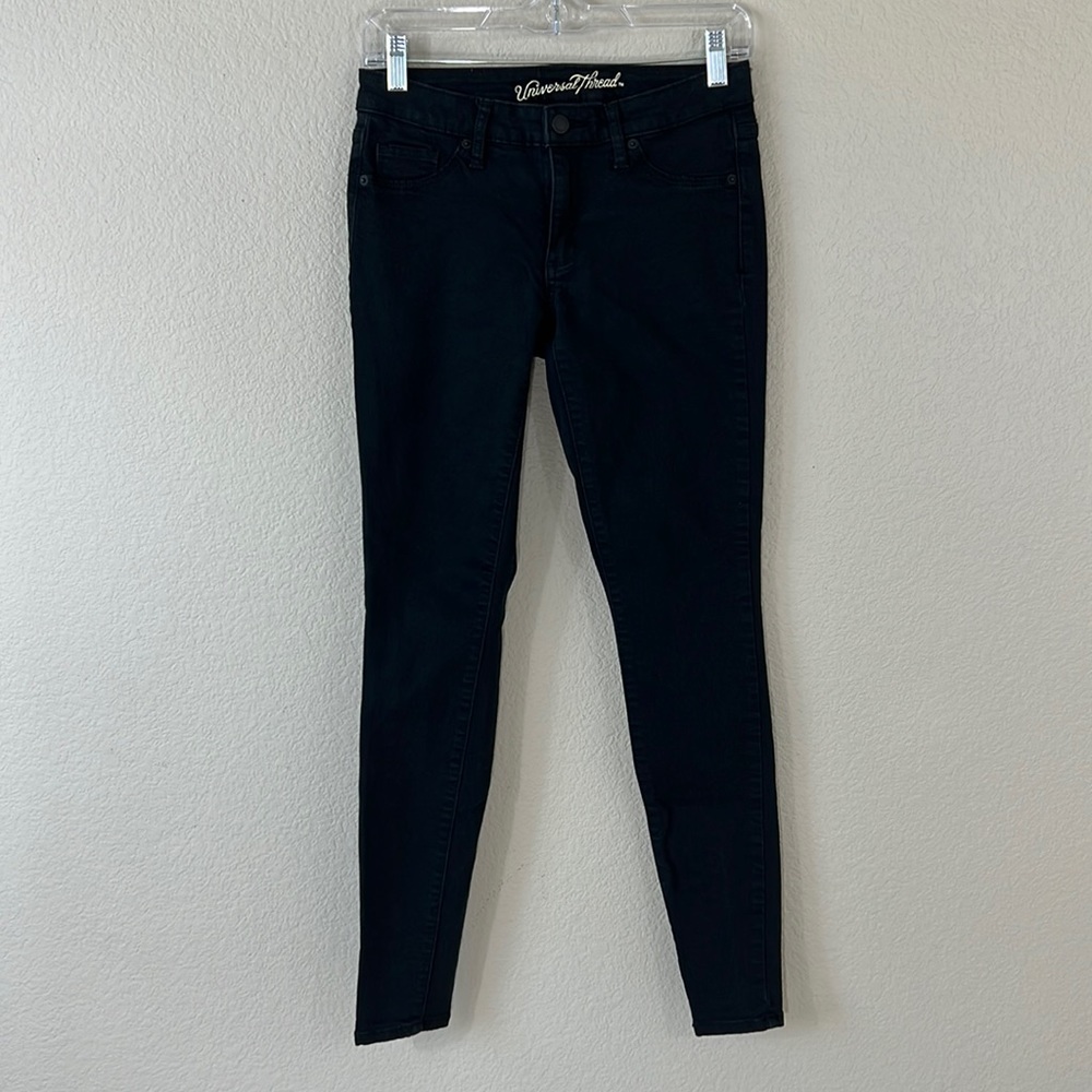Universal Thread Black Mid Rise Jegging Size 25